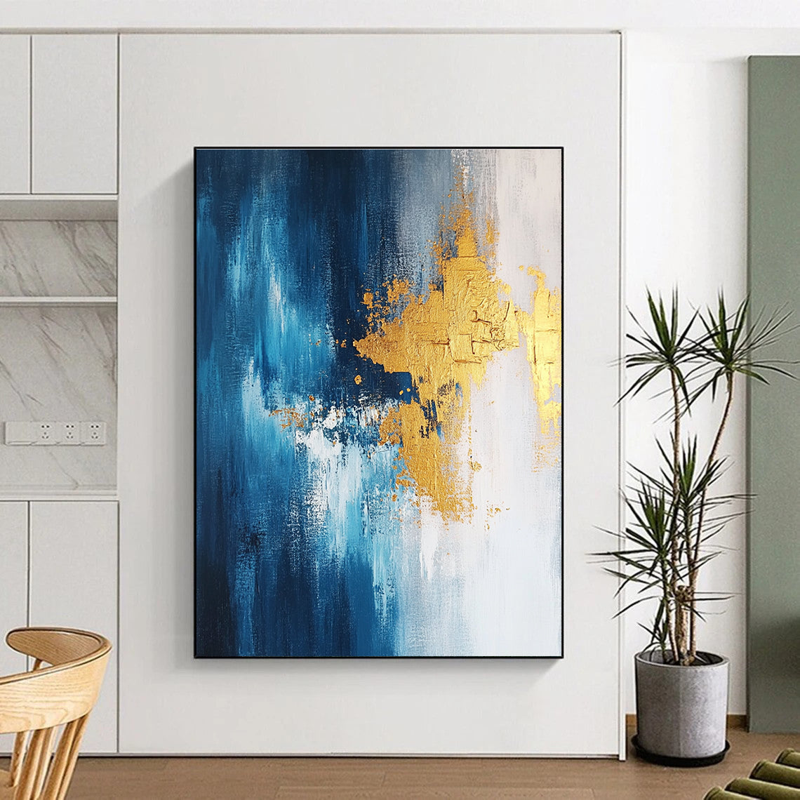 Blue and Gold Abstract Painting with Striking Contrasts GER371
