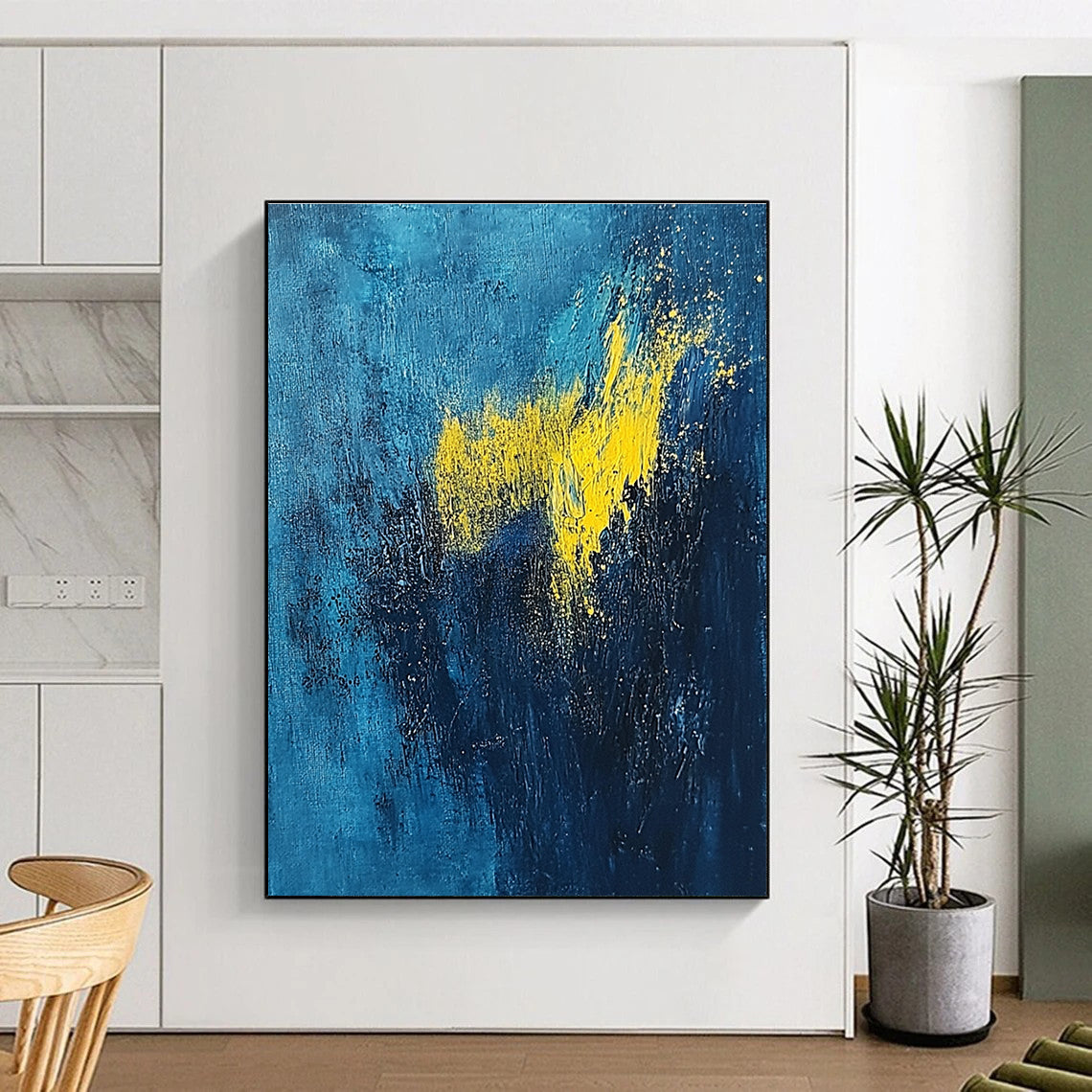 Deep Blue and Yellow Abstract Painting with Dynamic Splashes GER395