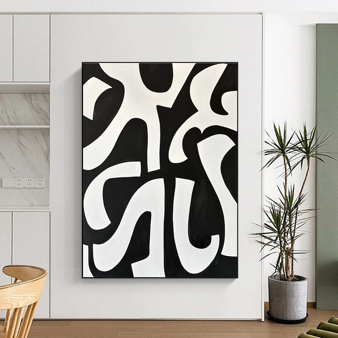 Bold Black and White Curved Abstract Painting GER236